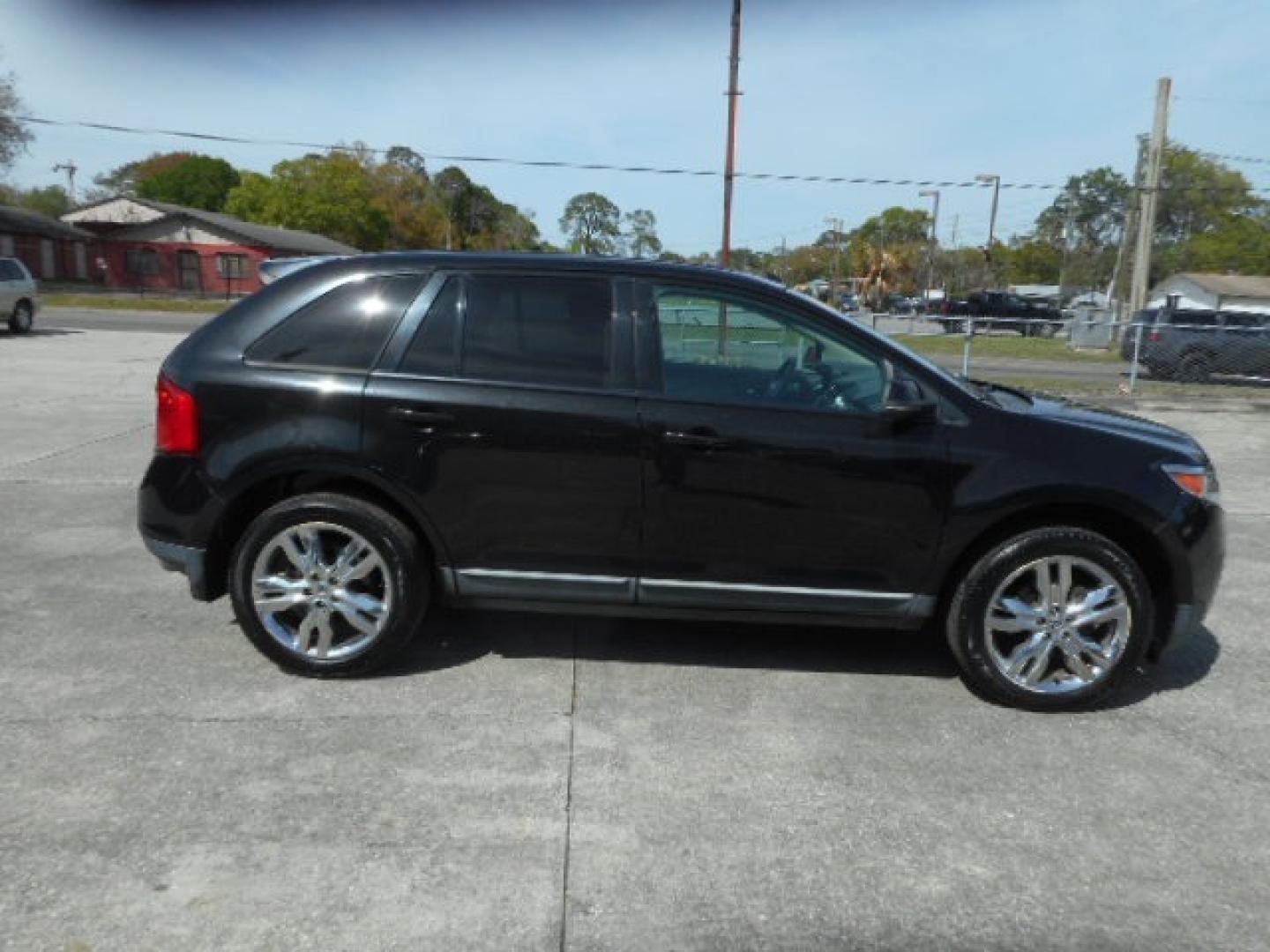 2013 BLACK FORD EDGE SEL (2FMDK3JC1DB) , located at 1200 Cassat Avenue, Jacksonville, FL, 32205, (904) 695-1885, 30.302404, -81.731033 - Photo#4